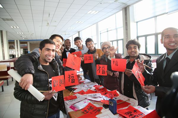 说明:http://www.zjhu.edu.cn/UpFile/201701/2017012459461693.jpg